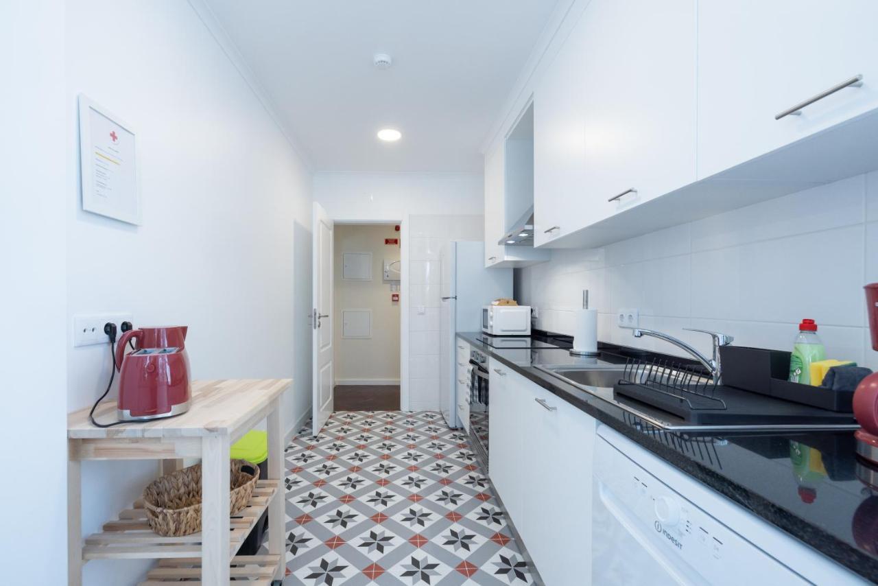 Casa Do Largo - Cozy Apartment In The City Center & With Ac Lisboa Eksteriør billede